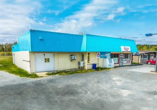 Propriété commerciale à vendre - 5825 Route 112, Beaulac-Garthby, G0Y 1B0