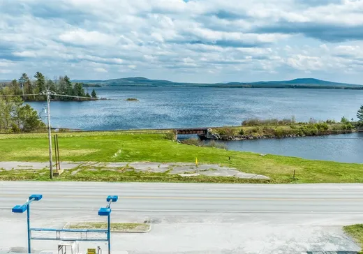 Propriété commerciale à vendre - 5825 Route 112, Beaulac-Garthby, G0Y 1B0
