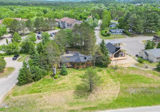 Propriété commerciale à vendre - 1440 Route 117, Mont-Tremblant, J8E 2X8