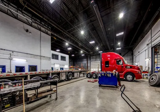 Industrial Building for Sale - 140 Rue des Entreprises, Sainte-Anne-des-Plaines, J5N 1L2