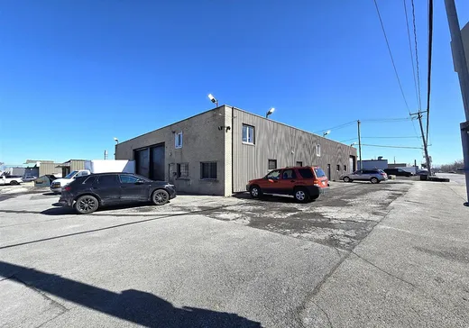 Industrial Building for Sale - 1205-1207 Av. de Valleyfield, Saint-Vincent-de-Paul, H7C 2K5