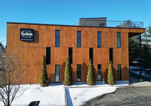 Propriété commerciale à vendre - 2300-2302 Rue Principale O., Sherbrooke, J1J 0J1