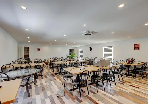 Propriété commerciale à vendre - 120 Rue Authier E., Granby, J0E 2A0
