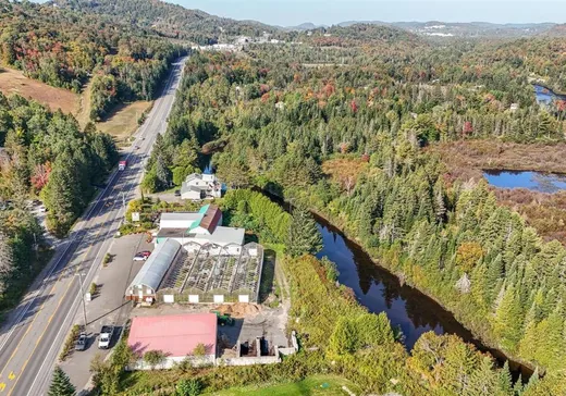 Commercial Property for Sale - 2097 Route 117, Val David, J0T 2N0