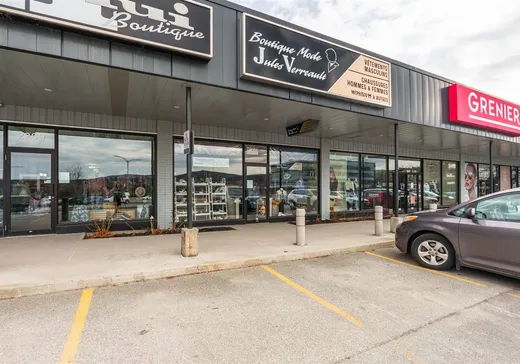 Propriété commerciale à vendre - 2287 Rue King O., Sherbrooke, J1J2G2