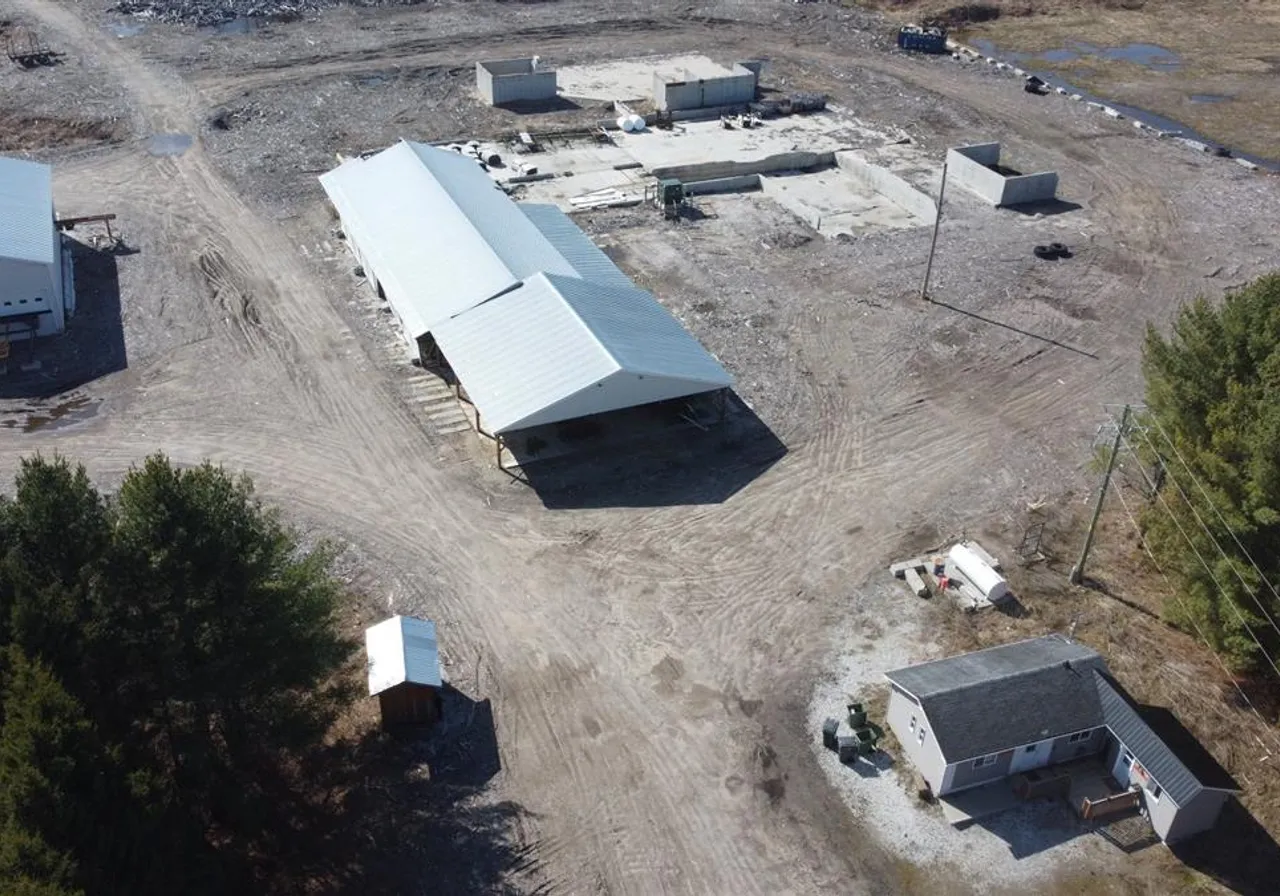 Commercial Property for Sale - 723 Route 105, Maniwaki, J9E 3A9