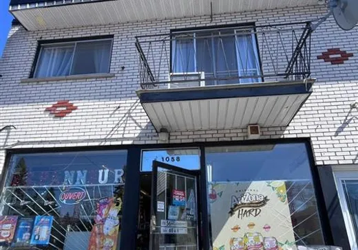 Propriété commerciale à vendre - 1058 Rue Champlain, Longueuil, J4K2P9