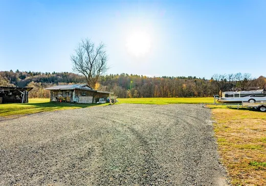 Propriété commerciale à vendre - 226 Rue St-Marc, Coaticook, J1A 2Z5