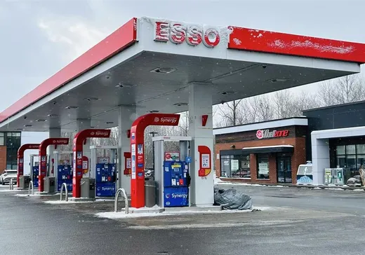 Propriété commerciale à vendre - 3100 Rue Non Disponible-Unavailable, St-Hubert, J3Y8K5