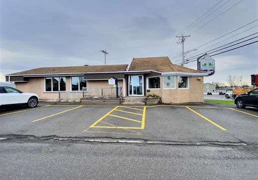 Propriété commerciale à vendre - 349 Rue Témiscouata, Rivière-du-Loup, G5R2Y9