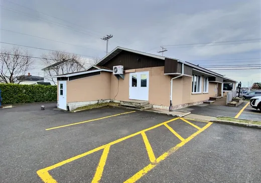 Commercial Property for Sale - 349 Rue Témiscouata, Rivière-du-Loup, G5R 2Y9