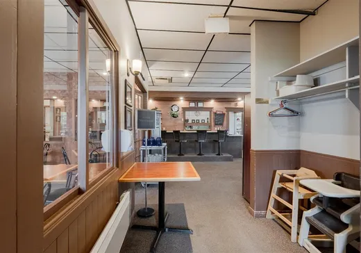 Propriété commerciale à vendre - 6645 Route Louis-S.-St-Laurent, Coaticook, J0B 1L0