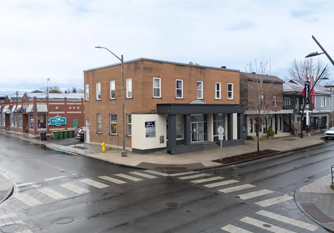 Commercial Property for Sale - 1754 Rue St-Calixte, Plessisville, G6L 1R3