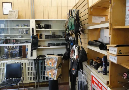 Propriété commerciale à vendre - 5017 Av. Coolbrook, Montréal (Centreville), H3X 2K8