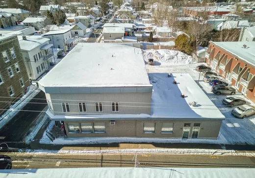Propriété commerciale à vendre - 1115-1119 Rue du Marché, Acton Vale, J0H 1A0