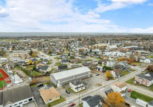 Propriété commerciale à vendre - 2351-2355 Rue de la Faune, Saint-Emile, G3E 1K8