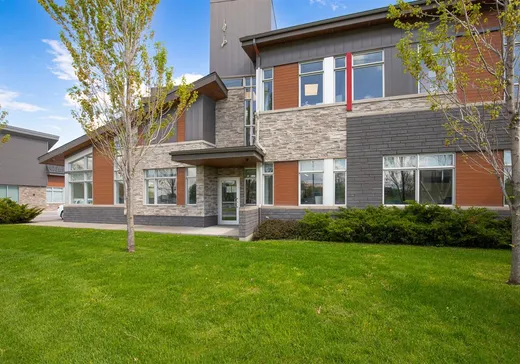 Propriété commerciale à vendre - 5925 Boul. Laurier O., Saint-Hyacinthe, J2S 3W1