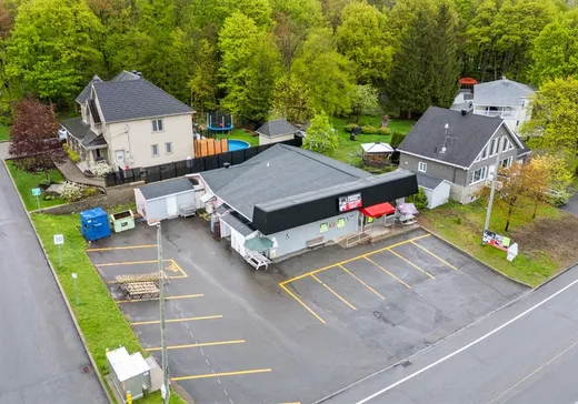 Propriété commerciale à vendre - 1410 Av. de l'Amiral, Val-Belair, G3K 1G2