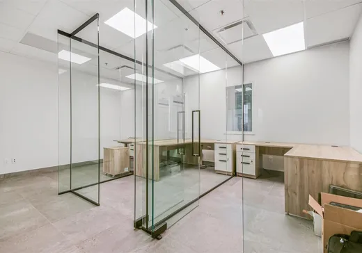 Propriété commerciale à vendre - 201 Rue Omer-DeSerres, Blainville, J7C 0K2