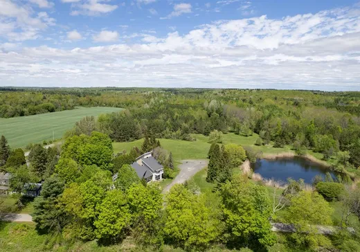 Propriété commerciale à vendre - 325Z Ch. de la Rivière, Saint-Félix-de-Kingsey, J0B 2T0