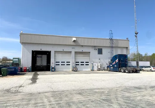 Bâtiment Industriel à vendre - 405 Boul. Industriel, Danville, J1T 4C1
