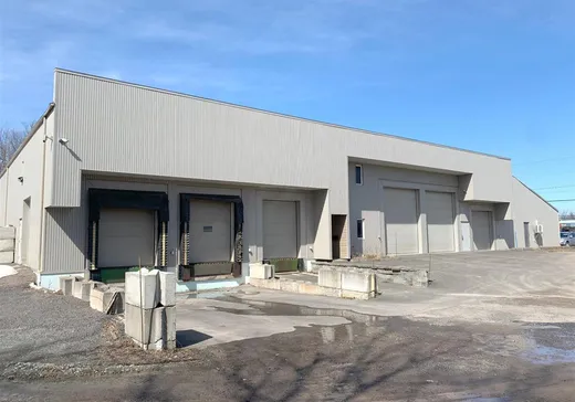 Propriété commerciale à vendre - 670 Route du Président-Kennedy, Pintendre, G6C 1K1