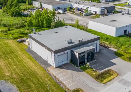 Bâtiment Industriel à vendre - 435 Joseph-Latour, Sherbrooke, J1C 0W2