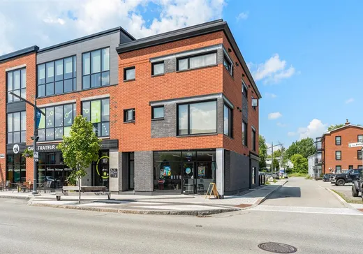 Propriété commerciale à vendre - 51-53 Rue Principale O., Magog, J1X 2A5