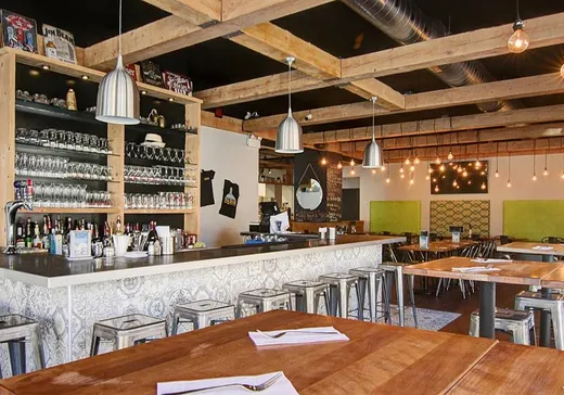 Propriété commerciale à vendre - 1345 Rue Ontario E., Montréal (Mercier/Hochelaga-Maisonneuve), H2L 1S2