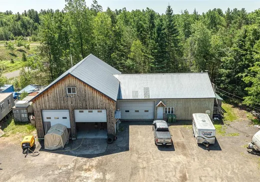 Propriété commerciale à vendre - 966-968B Rue des Lacs, Saint-Jérôme, J5L 1S9