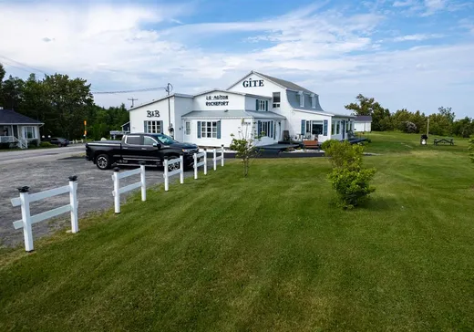 Propriété commerciale à vendre - 475 Route de la Grande-Alliance, Baie-Sainte-Catherine, G0T 1A0