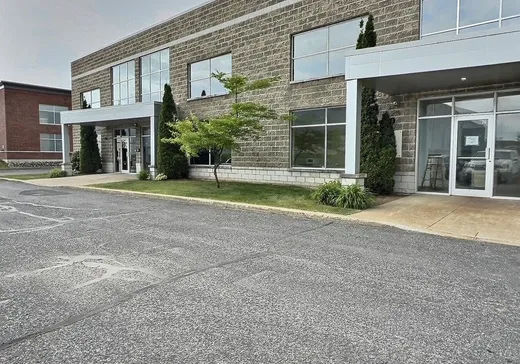 Bâtiment Industriel à vendre - 74 Rue Paul-Gauguin, Candiac, J5R 6X2