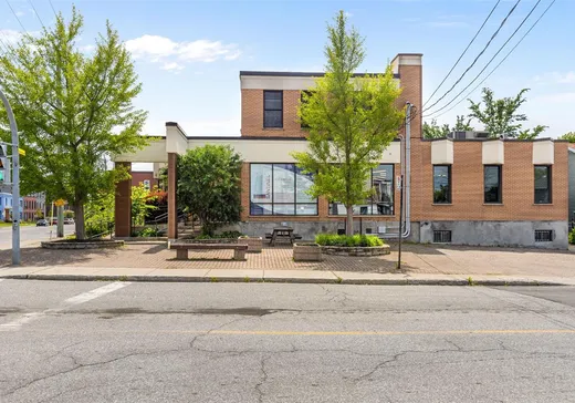 Propriété commerciale à vendre - 1061-63 Ch. du Coteau-Rouge, Longueuil, J4K1W5