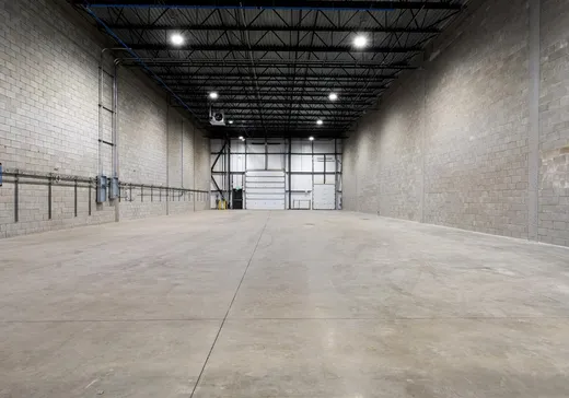 Propriété commerciale à vendre - 1054 Rue des Forges, Terrebonne, J6Y 0P6