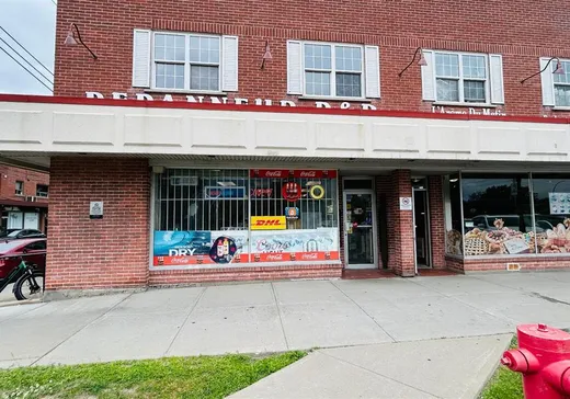 Propriété commerciale à vendre - 61 Rue Non Disponible-Unavailable, St-Hubert, J3Y 8K5