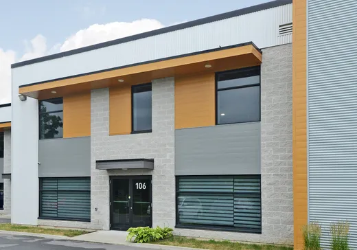 Bâtiment Industriel à vendre - 5419 Av. Pierre-Dansereau, Salaberry-de-Valleyfield, J6S 0M1