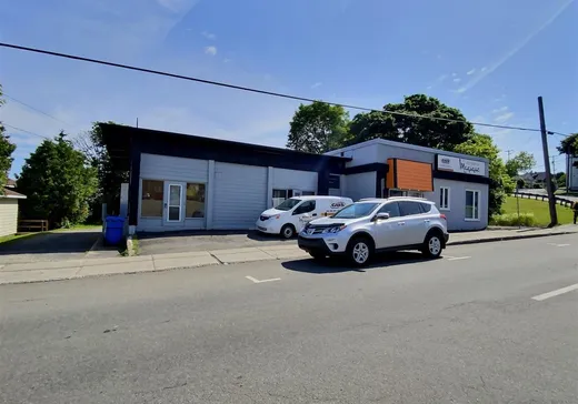 Commercial Property for Sale - 125 Rue Amyot, Rivière-du-Loup, G5R 3G6