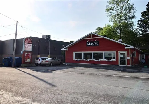 Propriété commerciale à vendre - 85 Rue Jacques-Cartier, Gaspé, G4X1M5