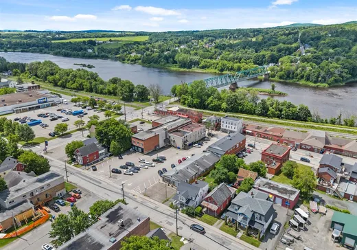 Propriété commerciale à vendre - 90-92 Rue Principale N., Pointe-Claire (Île de Montréal), J0B 2H0