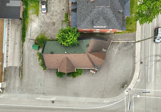 Commercial Property for Sale - 307-309 Rue Wellington S., Sherbrooke, J1H 5E2
