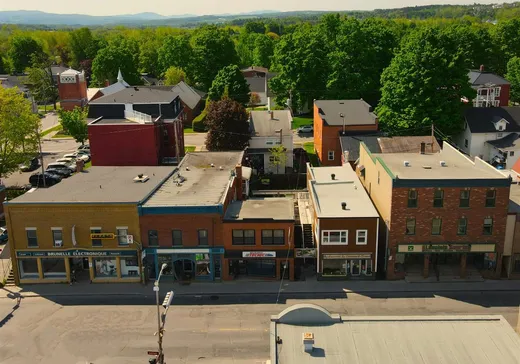 Propriété commerciale à vendre - 22 Rue Main O., Coaticook, J1A 1P2