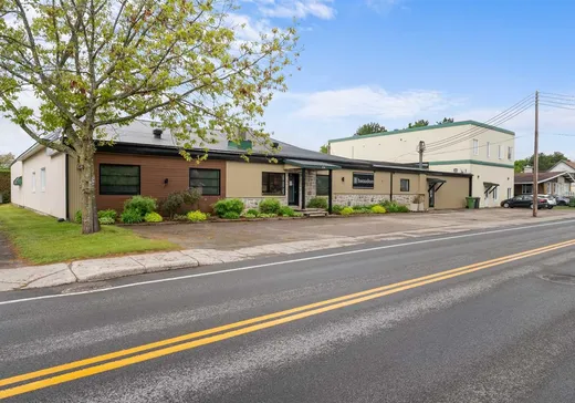 Bâtiment Industriel à vendre - 236 Rue Principale, Daveluyville, G0Z 1C0
