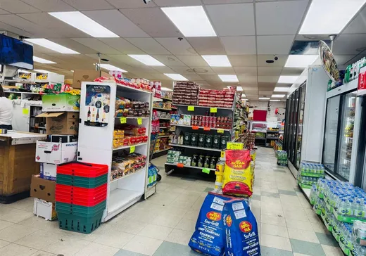 Propriété commerciale à vendre - 541 Rue St-Roch, Montréal (Villeray), H3N 1K7