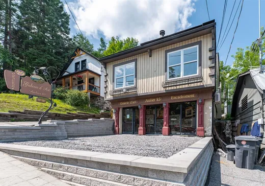 Propriété commerciale à vendre - 85Z-89Z Rue Morin, Sainte-Adèle, J8B2P6