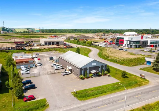Bâtiment Industriel à vendre - 850 Boul. des Érables, Salaberry-de-Valleyfield, J6T 6G4