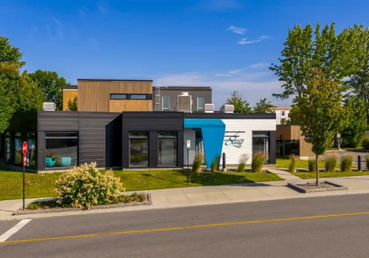 Propriété commerciale à vendre - 5450 Boul. des Vétérans, Lac-Mégantic, G6B2B7