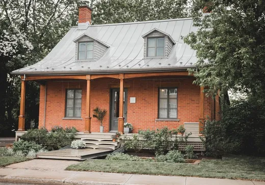 Propriété commerciale à vendre - 216 Boul. Lévesque E., Laval (Auteuil), H7G1C6