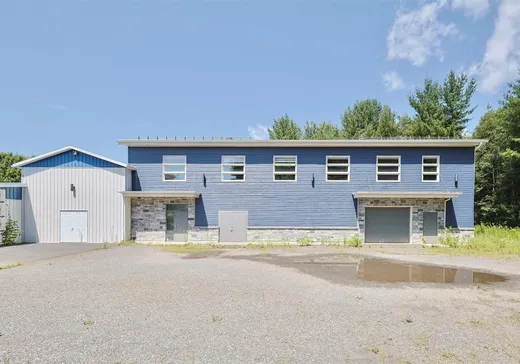 Commercial Property for Sale - 2666-A Av. St-Germain, Plessisville, G6L 2J6