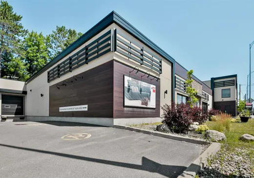 Commercial Property for Sale - 500 Rue Principale, Sainte-Agathe-des-Monts, J8C 1K9