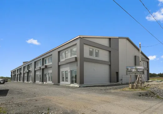 Propriété commerciale à vendre - 51 Rue des Métiers, App. 7, Lavaltrie, J5T0K7